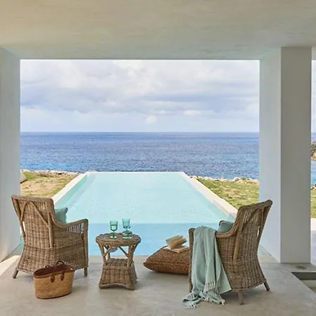 Villa Primera Linea De Mar Con Yate 