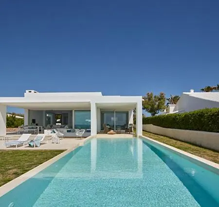 Villa Primera Linea De Mar Con Yate 