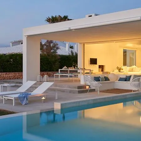 Villa Primera Linea De Mar Con Yate 