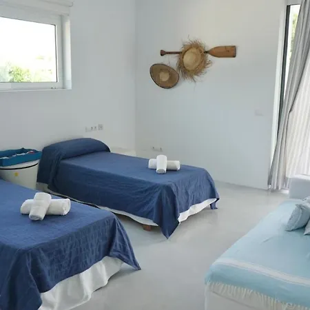 Primera Linea De Mar Con Yate 